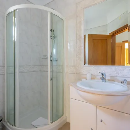Villa Lote 50 At Boavista Lagos *